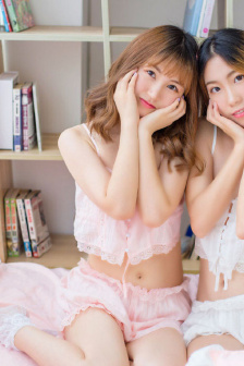 女人私密出拔罐视频